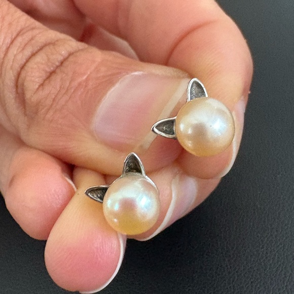 Sterling silver pearl stud earrings 925 cat ears - Picture 8 of 13